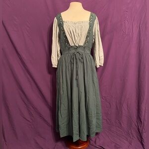 NWT Hot Topic Lord of the Rings Hobbit Lace-Up Costume Dress. Size 0X (XL).